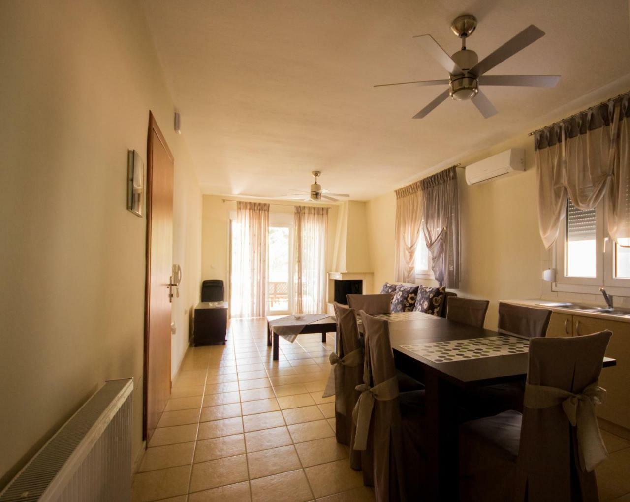 Keramoti Luxury Apartments Esterno foto